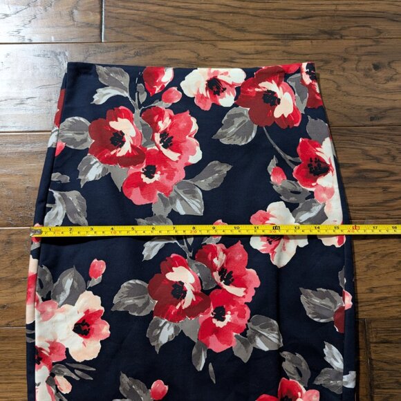 RW&CO pencil skirt navy red floral size 0 - Picture 7 of 15